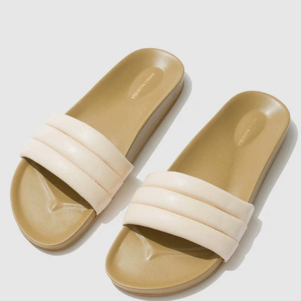 Beatrice Valenzuela Sandalia Pearl Size 10